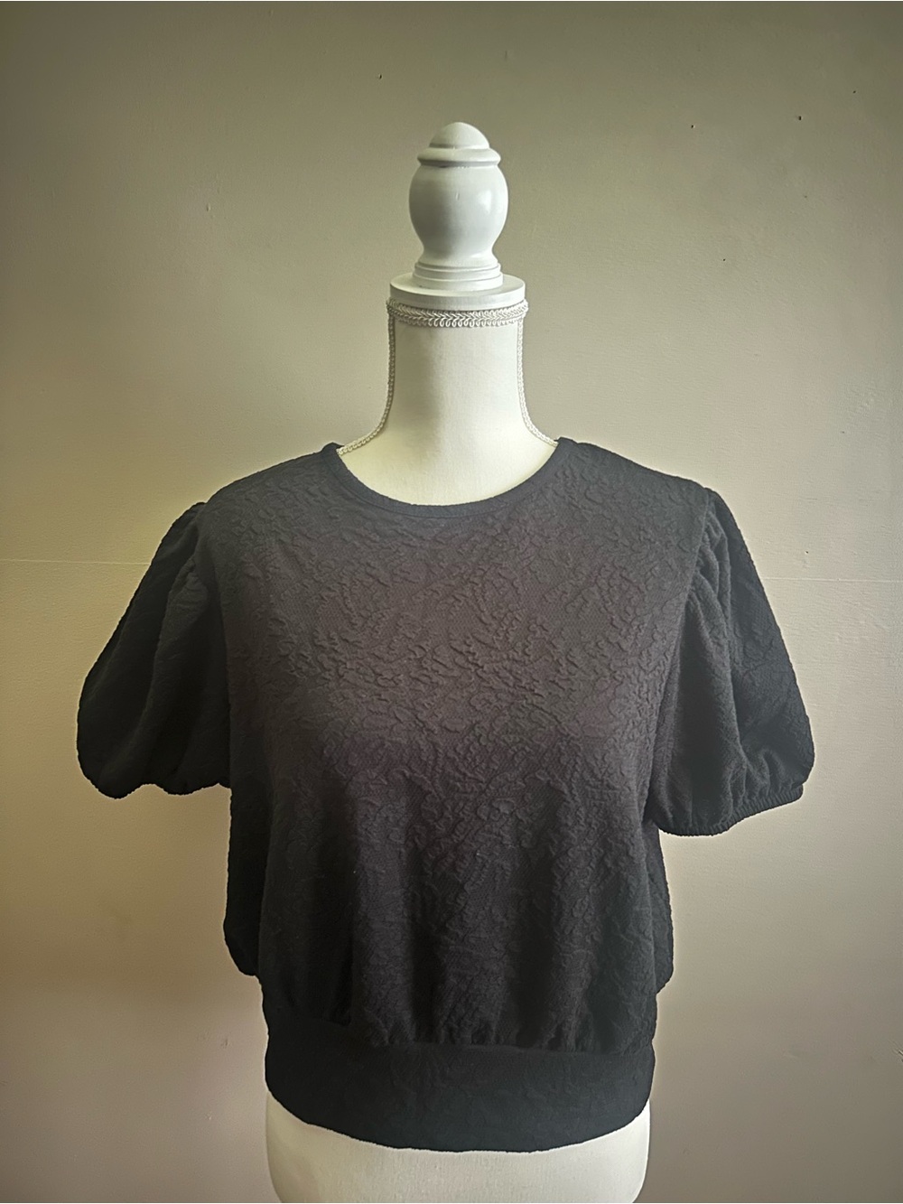 Black Puff Sleeve Textured Women's Top